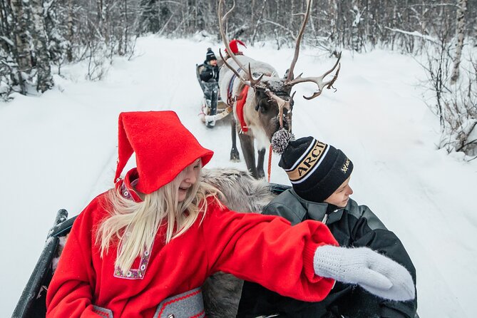 2km Sleigh Ride & Feeding Experience at Traditional Reindeer Farm - Who should book this outing?