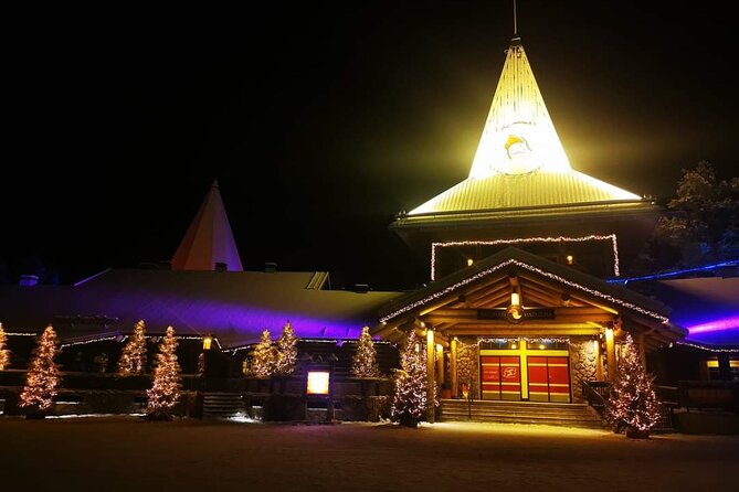 Airport & City Transfers in Rovaniemi - Meeting your driver inside arrivals