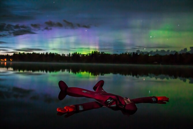 Aurora Ice Floating in Rovaniemi - The floating session among chunks of ice