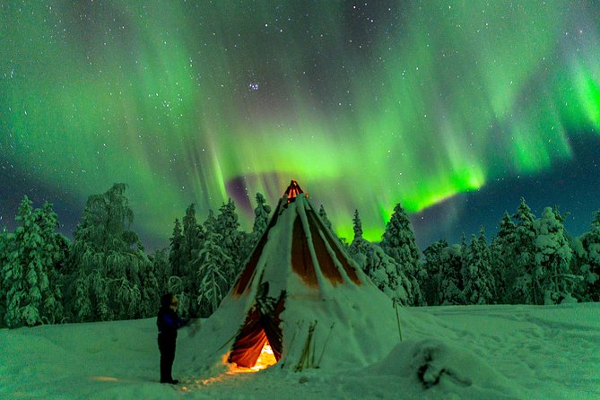 Auroras in Saariselkä – Northern Lights Photo Tour by Car and on Foot - Key points at a glance