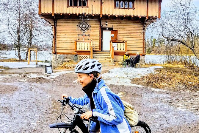 Explore happiest Helsinki: Bike/Ebike: BBQ, Sauna, Forest, &Parks - Keskuspuisto and Helsinki’s broad forest belt