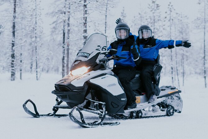 Family day: Reindeer, Husky and Snowmobiling in Levi - What this five-hour family day actually feels like