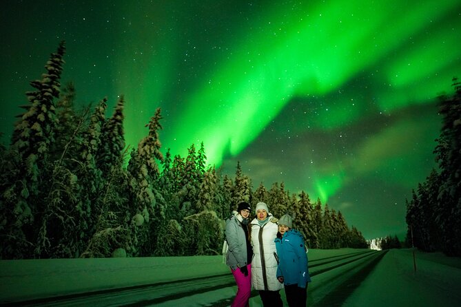 Family-Friendly: Northern Lights Adventure from Rovaniemi - Searching the private wilderness site