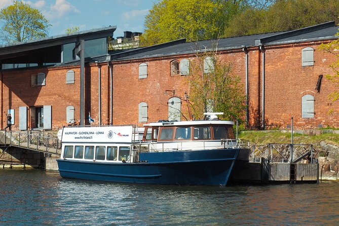 Ferry to Suomenlinna Fortress Island - The 20-minute ferry from Helsinki Market Square