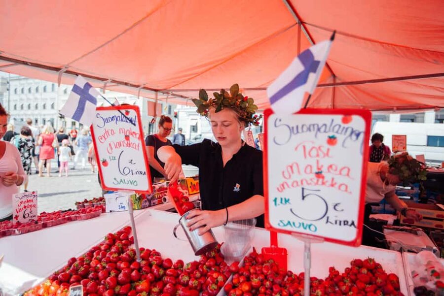 FOOD Tour with Rooftop Bar Visit in Helsinki - Who will enjoy this Helsinki food walk