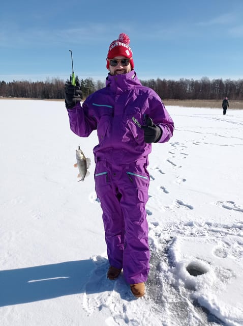 From Helsinki: Bodom Lake Ice Fishing with Food & Drinks - Who will enjoy this five-hour outing?