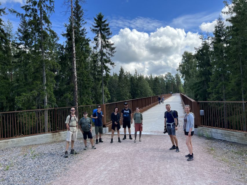 From Helsinki: Hike and Sauna in Sipoonkorpi National Park - Who will enjoy this day most