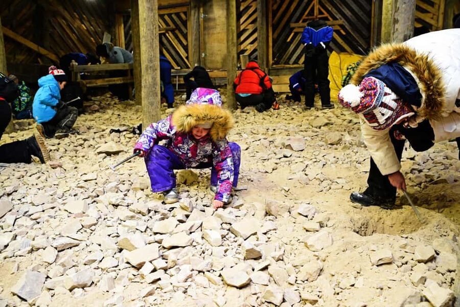 From Rovaniemi: EXCURSION TO THE AMETHYST MINE IN LUOSTO - The Guided Presentation at the Mine