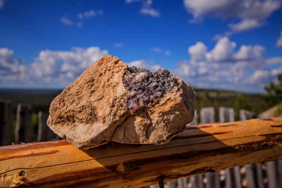 From Rovaniemi: EXCURSION TO THE AMETHYST MINE IN LUOSTO - A Look at the Amethyst Shop
