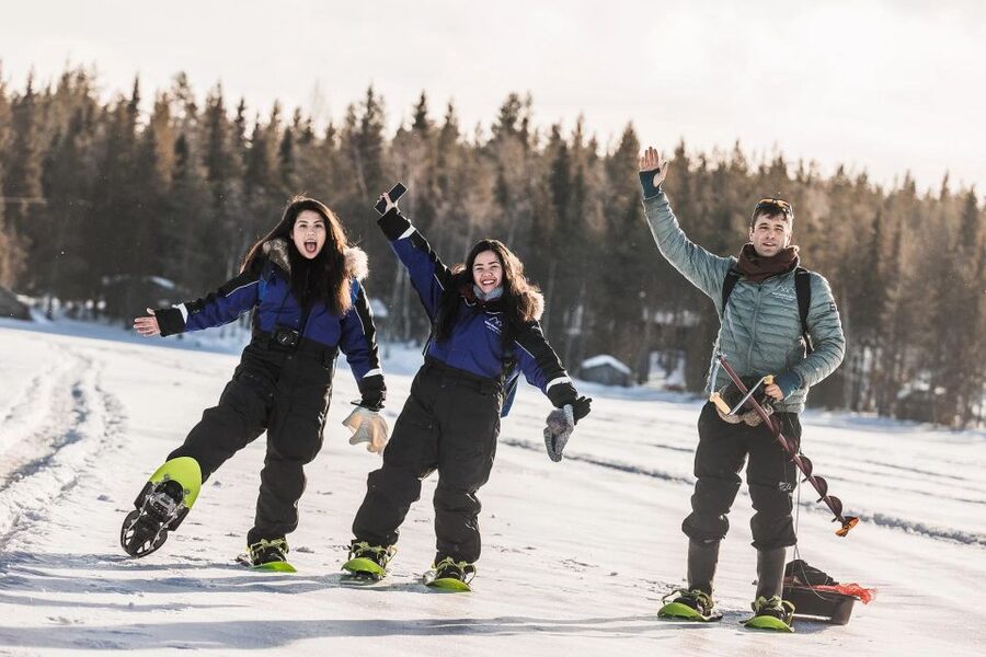 From Rovaniemi: Snowshoeing and Ice Fishing Tour - Crossing the ice for your fishing spot