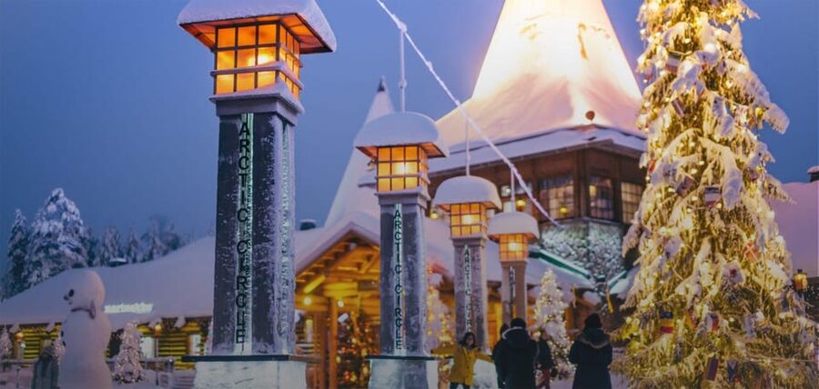 From Rovaniemi: Tour to Santa Claus Village - Meeting Santa requires attention to timing
