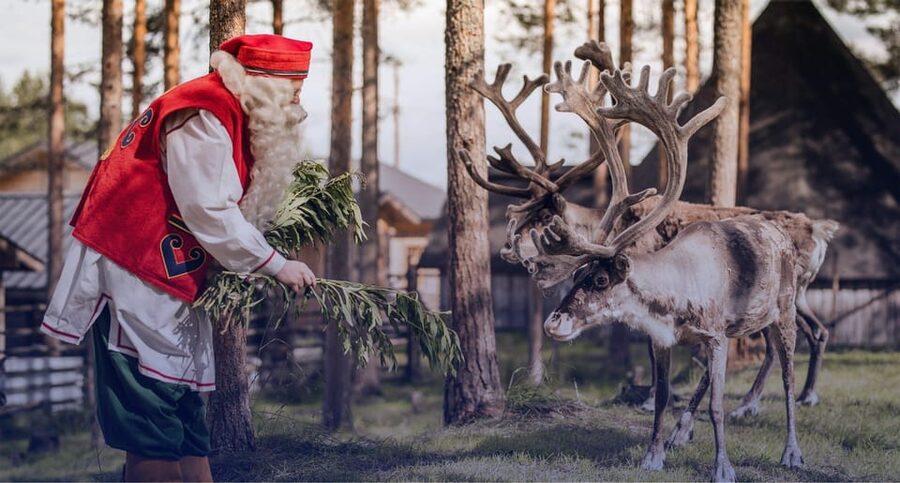 From Rovaniemi: Tour to Santa Claus Village - Santas Post Office adds a real activity