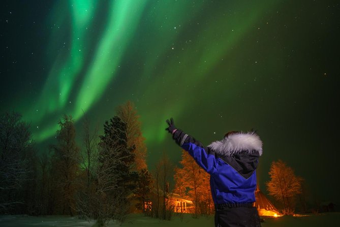 From Saariselkä: Northern lights tour to Lake Inari, incl. dinner - Why this Lake Inari evening feels different