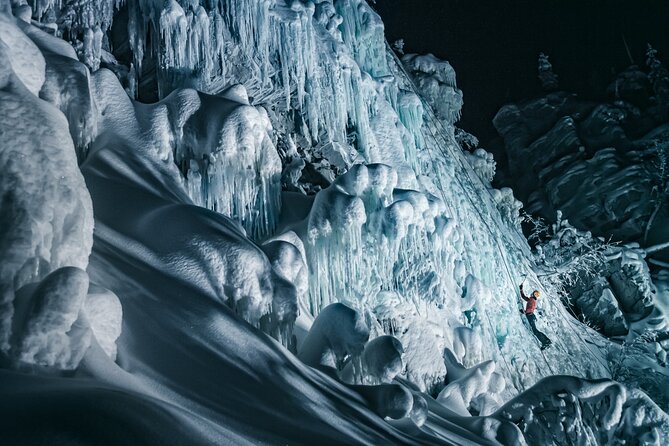 Half-Day Premium Ice Climbing in Pyhä Lapland - Campfire breaks with berry juice and local food