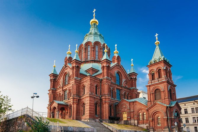 Helsinki Airport Layover Sightseeing Tour - Senate Square and the city’s grand center