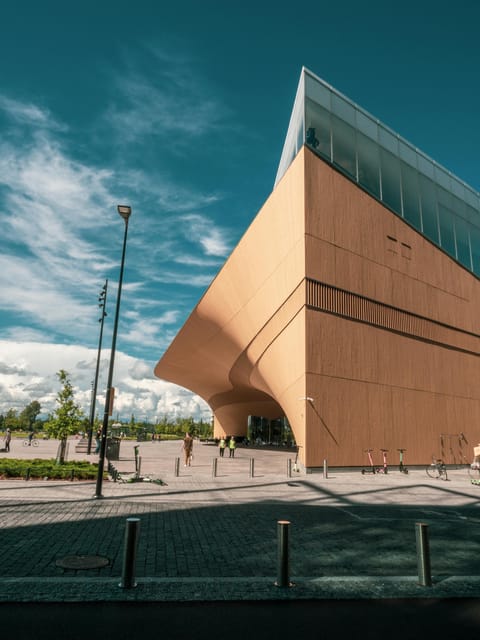 Helsinki: Architectural Highlights Guided Walking Tour - Oodi, the wave-shaped heart of the route