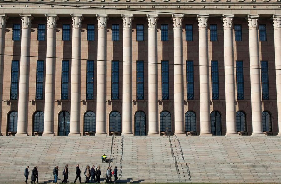 Helsinki: Architectural Highlights Guided Walking Tour - Esplanadi, Kappeli, and the public face of design