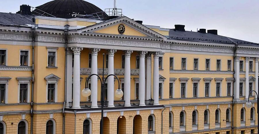 Helsinki: Architecture Walking Tour with Expert - Jugendstil details at JugendHall and the Pohjola Insurance Building