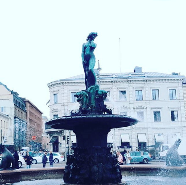 Helsinki: City and Suomenlinna 5-Hour Sightseeing Tour - Olympic Stadium and Helsinki’s modern identity