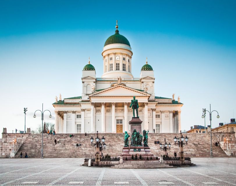 Helsinki: City Highlights and Suomenlinna Eco-Friendly Tour - Meeting at Helsinki Central Railway Station