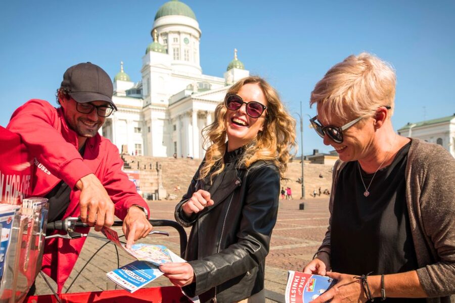 Helsinki: Hop-On Hop-Off Bus and Sightseeing Boat Tour - Choosing your own bus stops