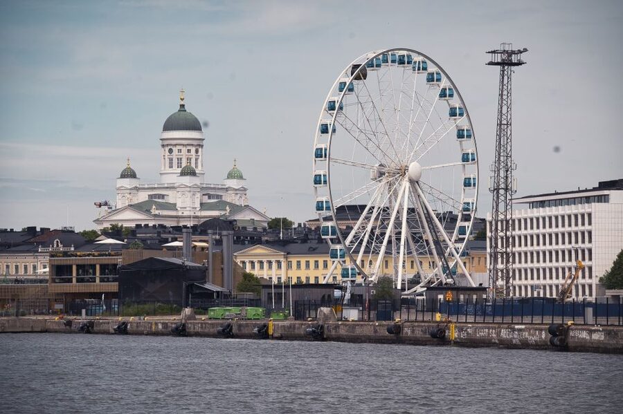 Helsinki: Hop-On Hop-Off Bus Tour & City Highlights Cruise - Suomenlinna, Kruunuvuorenranta, and Korkeasaari from the water