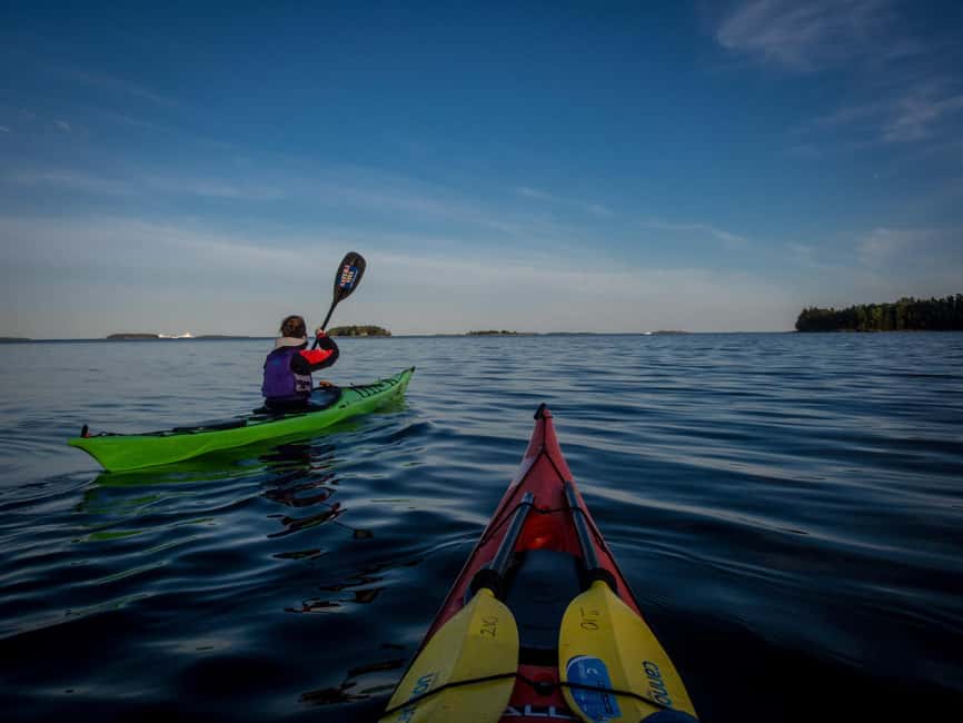 Helsinki: Midnight Sun Kayaking Tour with Campfire - The final 1.5 hours back on the water