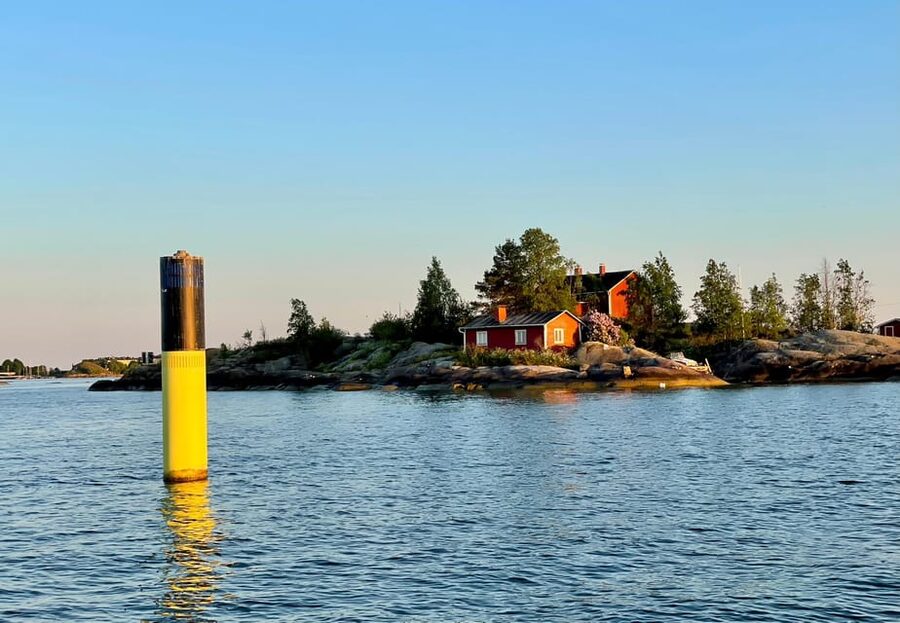 Helsinki: Private Boat Tour - What the boat is like for a 60 to 90-minute ride