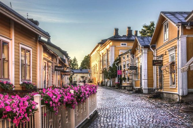 Helsinki Private Sightseeing + Medieval Town Porvoo - Why Porvoo makes this Helsinki tour different