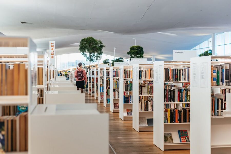 Helsinki: Private Tour with a Local Guide - The guides who shape the experience