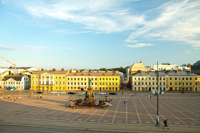 Helsinki Scavenger Hunt and Highlights Self-Guided Tour - A 4.1-kilometer route through central Helsinki