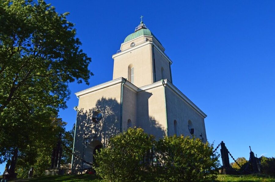 Helsinki Shore Excursion: City Sightseeing and Suomenlinna - Key points at a glance