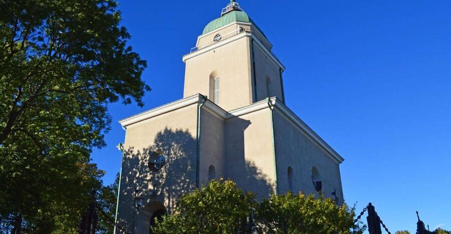 Helsinki Shore Excursion: City Sightseeing and Suomenlinna - Why Suomenlinna gives this tour its character