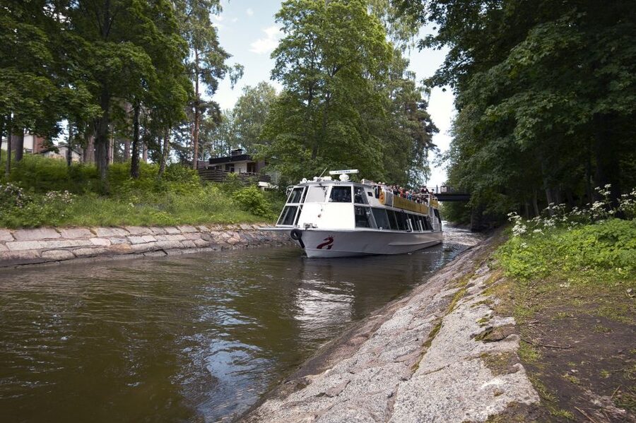 Helsinki: Sightseeing Canal Cruise with Audio Commentary - The Degerö Canal: the route’s most distinctive passage