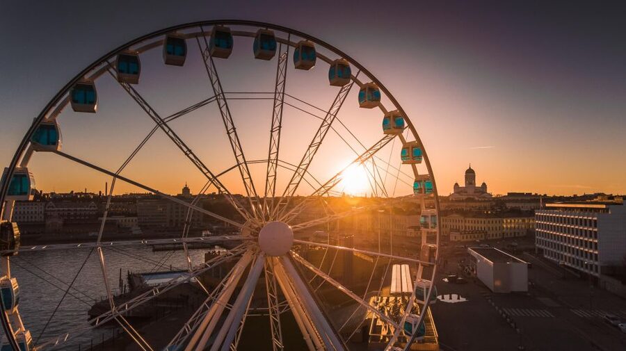 Helsinki: SkyWheel Helsinki Entry Ticket - Exchanging your voucher at the ticket counter