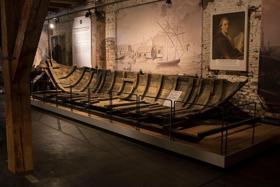 Helsinki: Suomenlinna Museum Ticket - Read the fortress story through three eras