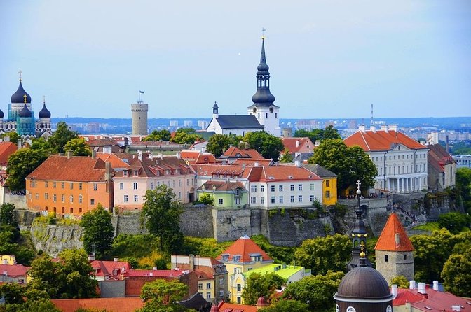 Helsinki to Tallinn Guided Tour -cruise ticket & pick up included - Why this Helsinki to Tallinn day trip works