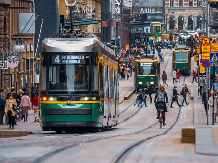 Helsinki: Tram Tour - Huvilakatu and the Streets of Eira