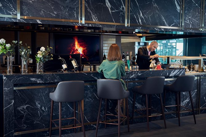 Helsinki-Vantaa Airport Plaza Premium Lounge - Families get a practical break