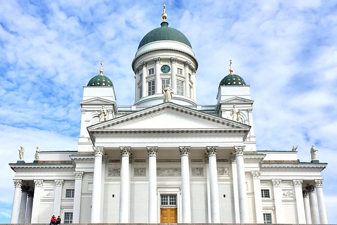 Helsinki walking tour with a city planner - Old Market Hall adds food and daily life