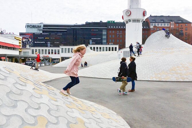 Helsinki walking tour with a city planner - The Swedish Theater shows Helsinki’s mixed language story