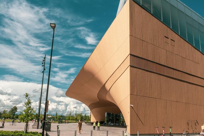 Helsinki Walking Tour With a Sociologist - Uspenski Cathedral and the harbor market
