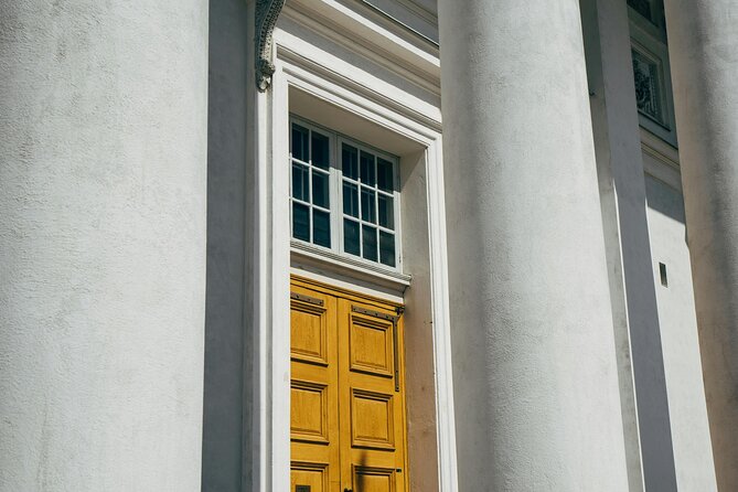 Helsinki Walking Tour With a Sociologist - What the guide adds to the experience
