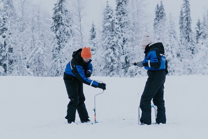 Ice Fishing by Snowmobile in Levi - Key points to know before you book