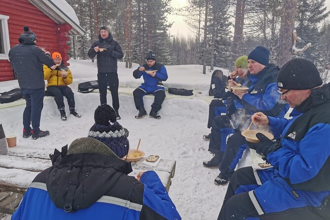ICE FISHING experience - Hot drinks, a kota, and ways to warm up