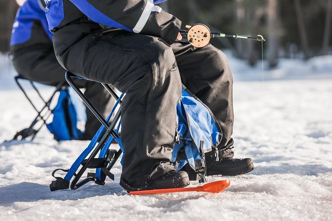 Ice Fishing Tour - Drilling through the ice and learning the basics