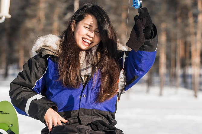 Ice Fishing Tour - Timing, group size, and practical limits