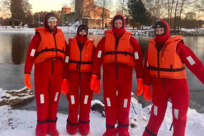 Ice-Floating Experience in Savonlinna - Who should book this experience?