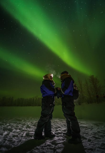 Ivalo: Lake Inari Northern Lights Tour w/ Reindeer & Dinner - A small-group tour with a personal feel