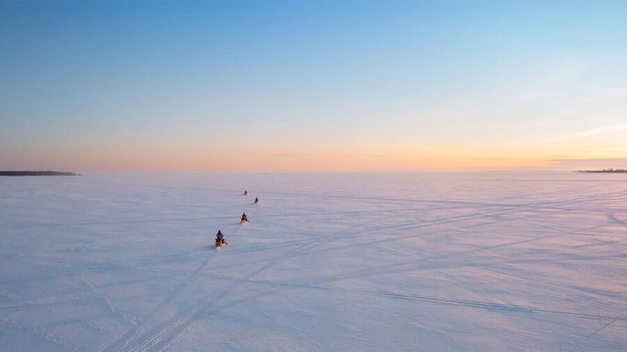 Kemi-Tornio: Ice Fishing Safari with Snowmobiles - Getting dressed at Kemi SnowCastle Resort